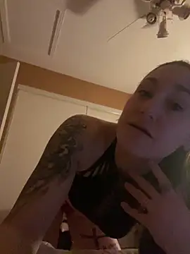 Cass wild online show from 04-24-26, 02:57