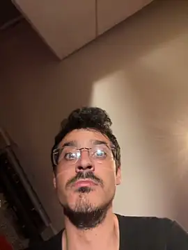 tubeton online show from 04-22-26, 11:22