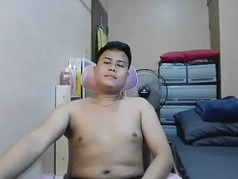 Snapshot of tipsy_butter chatting on 04-29-26, 05:30 tipsy butter online show from 04-29-26, 05:30