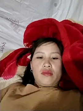 Snapshot of Yo-must chatting on 04-11-26, 05:37 Yo-must online show from 04-11-26, 05:37