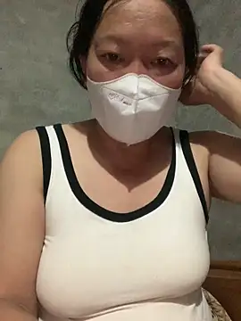 Snapshot of candy-beo chatting on 06-18-26, 01:49 candy-beo online show from 06-18-26, 01:49