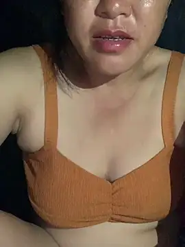 Snapshot of candy-beo chatting on 07-11-26, 07:14 candy-beo online show from 07-11-26, 07:14