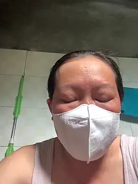Snapshot of candy-beo chatting on 06-17-26, 03:17 candy-beo online show from 06-17-26, 03:17