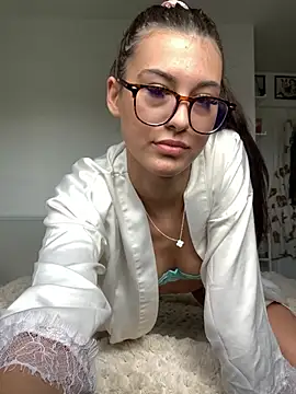 Lolaleexx online show from 04-05-26, 12:45