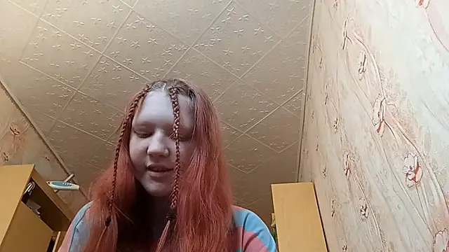 Snapshot of BirgitKamal chatting on 05-14-26, 10:12 BirgitKamal online show from 05-14-26, 10:12