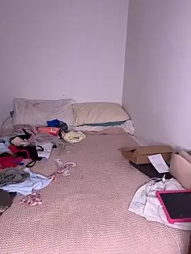 Snapshot of Calypso_222 chatting on 04-14-26, 09:20 Calypso 222 online show from 04-14-26, 09:20