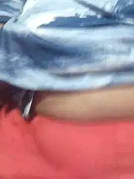 Snapshot of Desi_hot_bhabhi01 chatting on 05-15-26, 12:25 Desi hot bhabhi01 online show from 05-15-26, 12:25