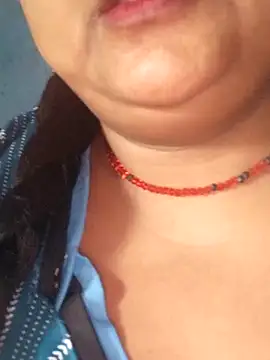Snapshot of Desi_hot_bhabhi01 chatting on 05-07-26, 04:50 Desi hot bhabhi01 online show from 05-07-26, 04:50