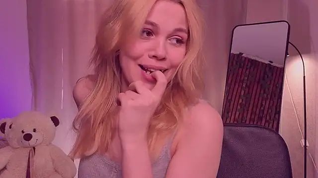 ScarletMarnei online show from 05-07-26, 03:11