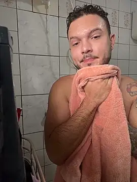 FernandoFloripa11 online show from 04-12-26, 12:41