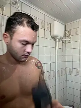 FernandoFloripa11 online show from 04-17-26, 02:09