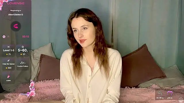 Snapshot of NessBarre chatting on 06-25-26, 11:32 NessBarre online show from 06-25-26, 11:32
