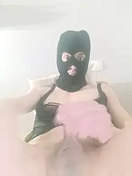 Snapshot of Tinaki_cross chatting on 04-06-26, 01:23 Tinaki cross online show from 04-06-26, 01:23