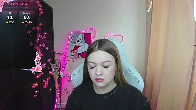 Snapshot of AmeliePeach chatting on 04-06-26, 01:45 AmeliePeach online show from 04-06-26, 01:45