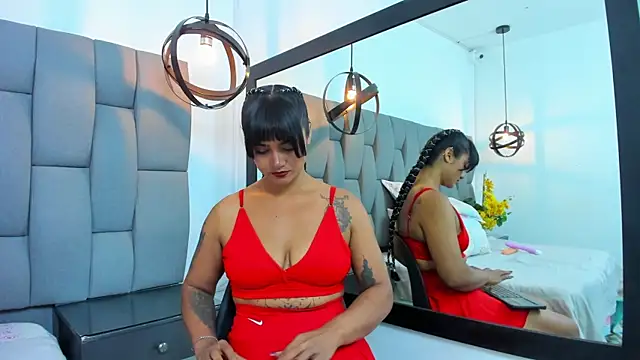 Snapshot of Samanthaciro chatting on 04-12-26, 01:03 Samanthaciro online show from 04-12-26, 01:03