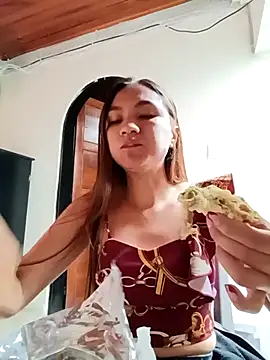 Snapshot of Leticia_Hinkley_ chatting on 04-18-26, 01:02 Leticia Hinkley online show from 04-18-26, 01:02
