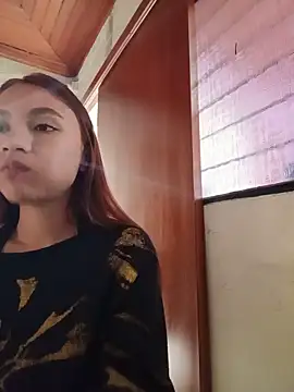 Snapshot of Leticia_Hinkley_ chatting on 05-22-26, 12:58 Leticia Hinkley online show from 05-22-26, 12:58