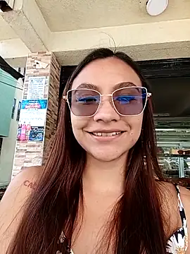 Snapshot of Leticia_Hinkley_ chatting on 04-20-26, 01:45 Leticia Hinkley online show from 04-20-26, 01:45
