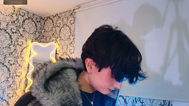 Eidan tay online show from 04-15-26, 02:43