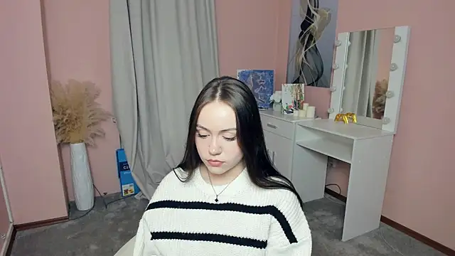 AsleyBasgall online show from 04-06-26, 03:02