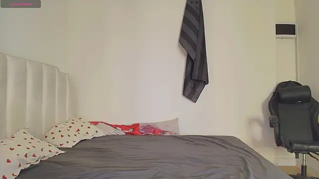 Snapshot of ayasinji chatting on 05-26-26, 03:26 ayasinji online show from 05-26-26, 03:26