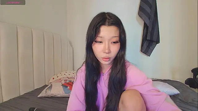 Snapshot of ayasinji chatting on 05-28-26, 03:25 ayasinji online show from 05-28-26, 03:25