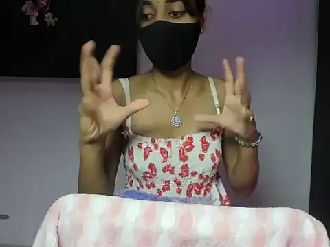 Shanaya xo online show from 06-30-26, 05:46