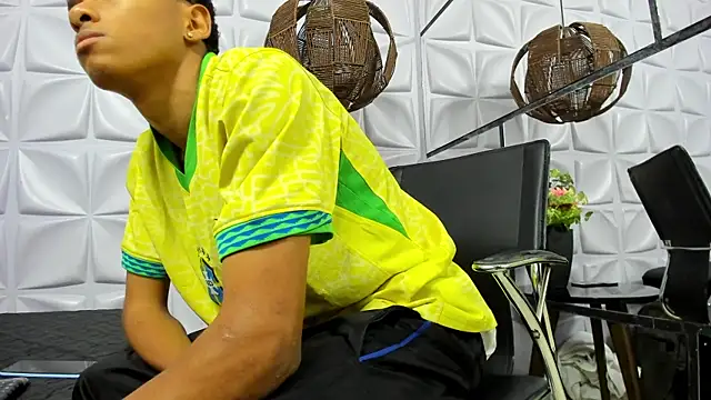 AndySinss online show from 04-08-26, 10:39