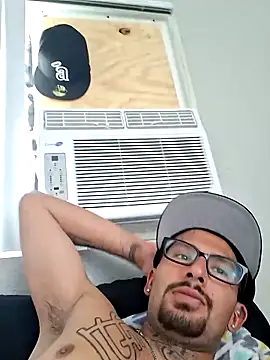 Snapshot of bbyanthony chatting on 04-05-26, 08:59 bbyanthony online show from 04-05-26, 08:59