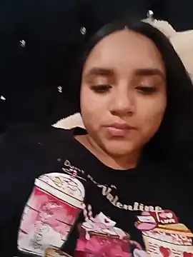 Valentina Narvaez online show from 06-12-26, 08:17
