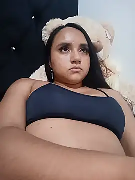 Valentina Narvaez online show from 05-23-26, 07:35
