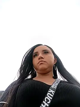 Valentina Narvaez online show from 04-10-26, 10:17