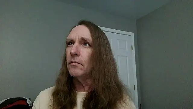 Snapshot of Magnus_Luv chatting on 06-06-26, 08:03 Magnus Luv online show from 06-06-26, 08:03