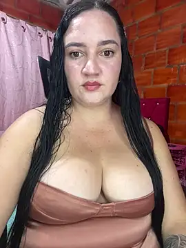 Snapshot of Fresita-12 chatting on 07-16-26, 03:25 Fresita-12 online show from 07-16-26, 03:25