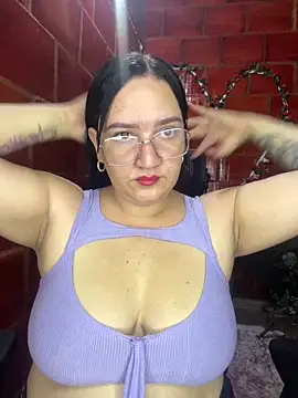 Snapshot of Fresita-12 chatting on 05-16-26, 07:24 Fresita-12 online show from 05-16-26, 07:24