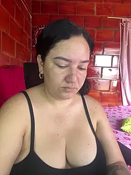 Snapshot of Fresita-12 chatting on 05-30-26, 07:19 Fresita-12 online show from 05-30-26, 07:19