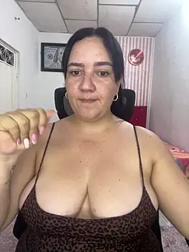 Snapshot of Fresita-12 chatting on 05-04-26, 12:58 Fresita-12 online show from 05-04-26, 12:58