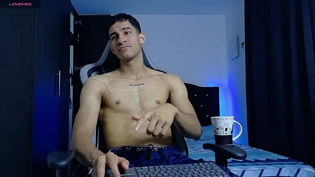 JakeMonroe online show from 06-17-26, 02:49