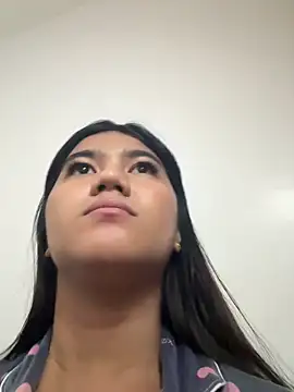 JassmineLove online show from 04-05-26, 04:13