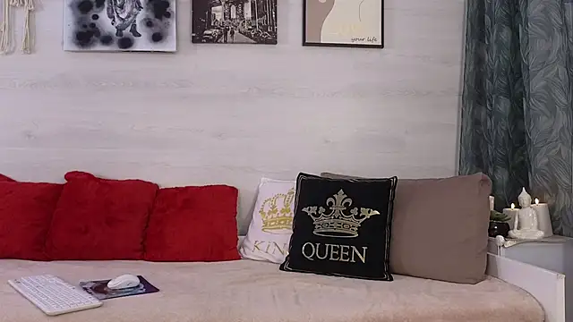SweetLilTrouble online show from 04-23-26, 08:32