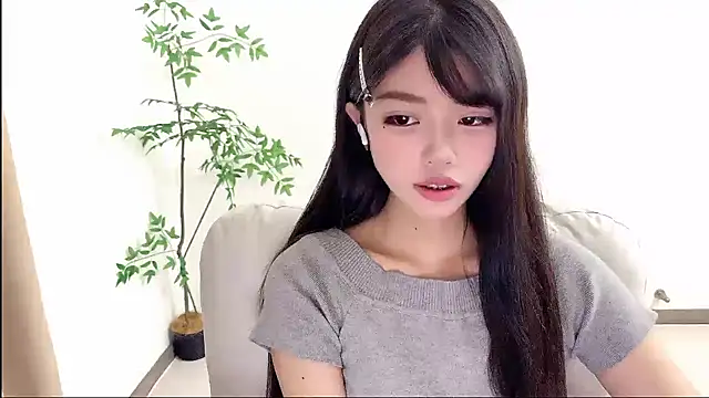 Snapshot of Kitteovo chatting on 06-04-26, 09:25 Kitteovo online show from 06-04-26, 09:25