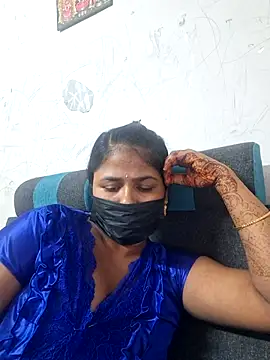 Snapshot of geetha2269 chatting on 06-04-26, 04:55 geetha2269 online show from 06-04-26, 04:55