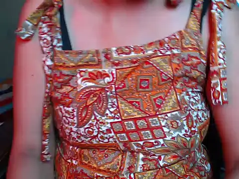 Snapshot of Kiarax1 chatting on 05-20-26, 05:59 Kiarax1 online show from 05-20-26, 05:59