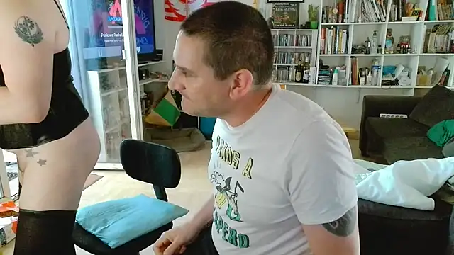 teddythebeer86 online show from 05-21-26, 10:56