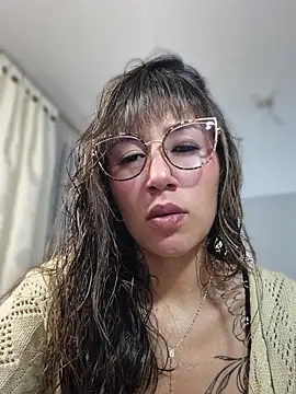 Snapshot of Mar_puentes chatting on 06-07-26, 10:59 Mar puentes online show from 06-07-26, 10:59