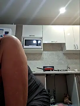 LaliaMia online show from 11-25-25, 01:17