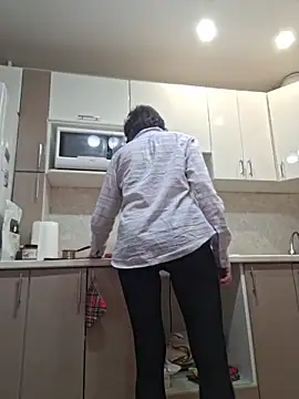 LaliaMia online show from 02-13-26, 02:11