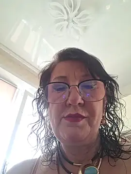 Snapshot of LaliaMia chatting on 05-18-26, 01:50 LaliaMia online show from 05-18-26, 01:50