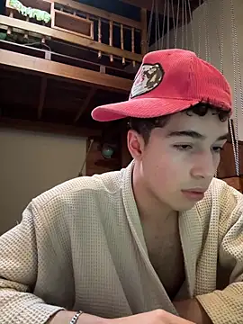 Snapshot of Stclkha chatting on 04-05-26, 10:27 Stclkha online show from 04-05-26, 10:27