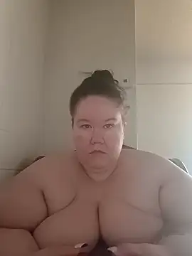 hisalphaqueen27 online show from 04-12-26, 04:43